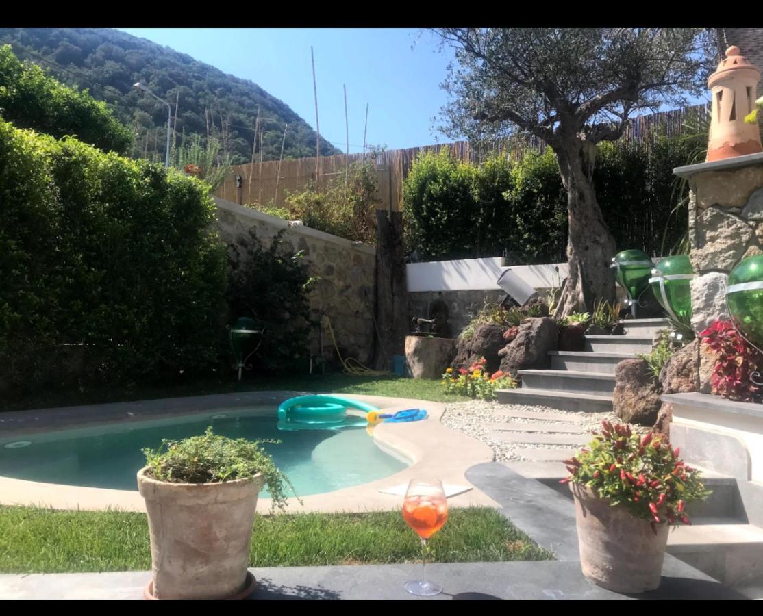 Apartmán La Casetta Al Porto Di Ischia Exteriér fotografie